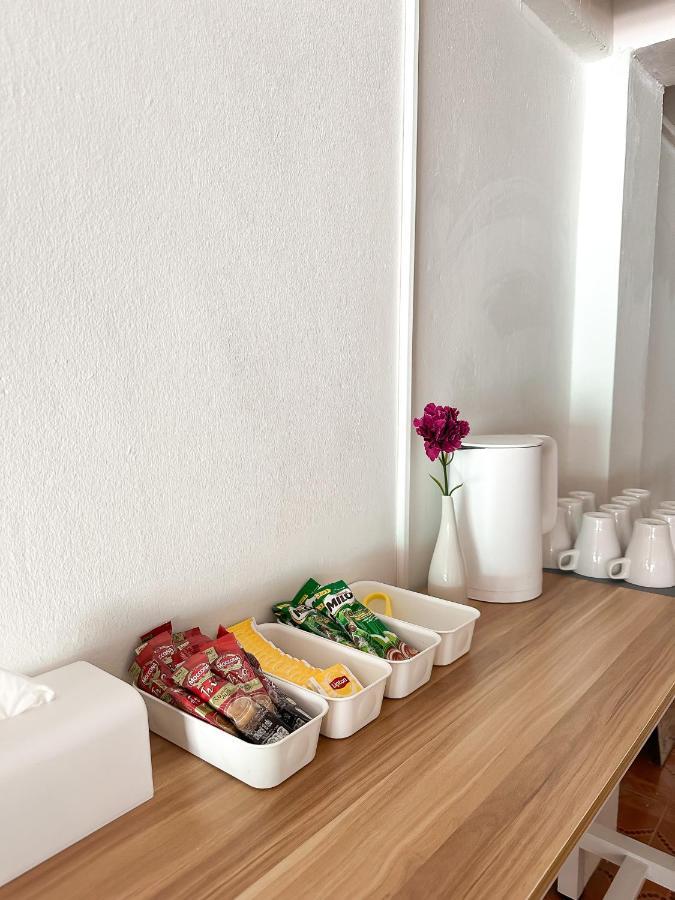 Montana Hotel & Hostel Phuket Karon المظهر الخارجي الصورة