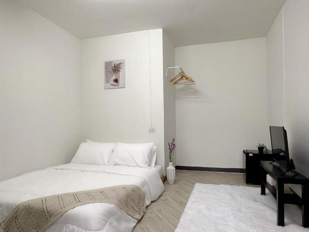 Montana Hotel & Hostel Phuket Karon المظهر الخارجي الصورة